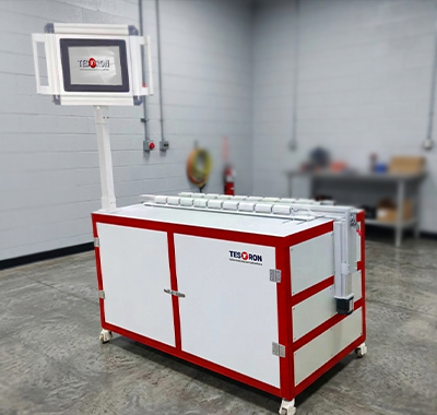 Illustration showing the internal mechanics and pipe notch milling equipment operation for precise specimen preparation.